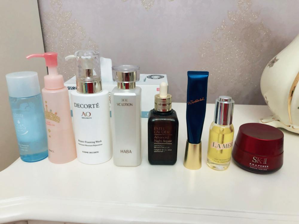 護膚品加工廠告訴你護膚品疊加使用的注意事項有哪些