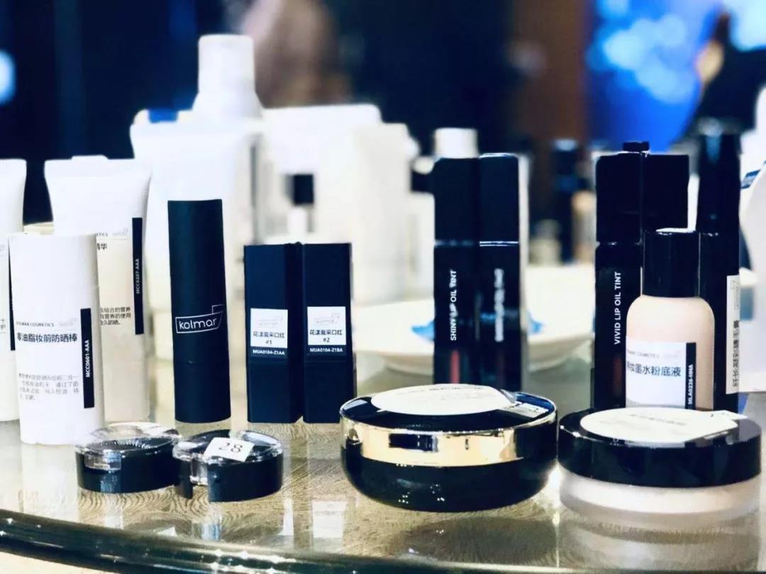 韓國(guó)科瑪化妝品廠推出的彩妝新品