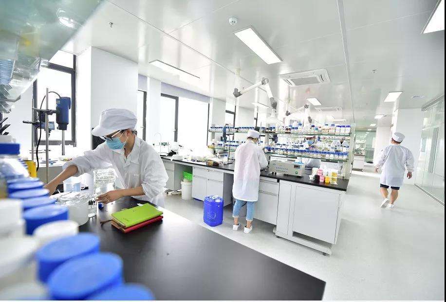 化妝品加工廠家的研發實驗室